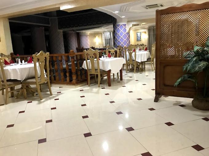 Hotel Ville Des Roses Blida Exterior photo
