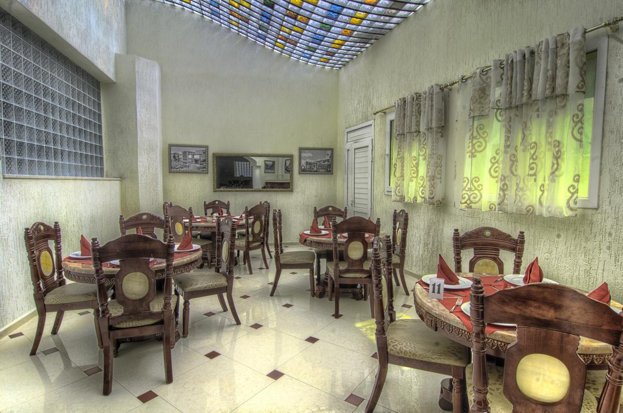 Hotel Ville Des Roses Blida Exterior photo