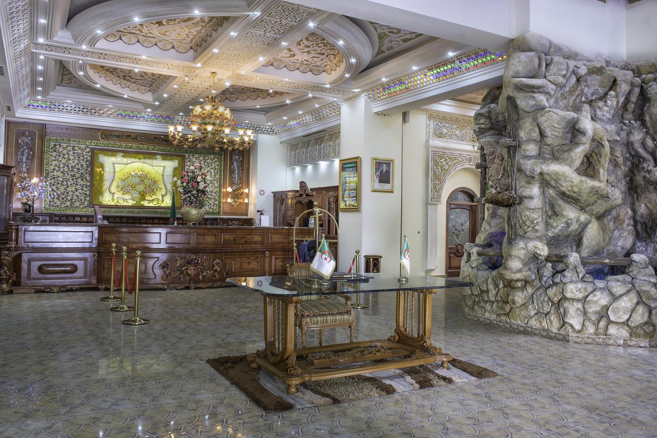 Hotel Ville Des Roses Blida Exterior photo